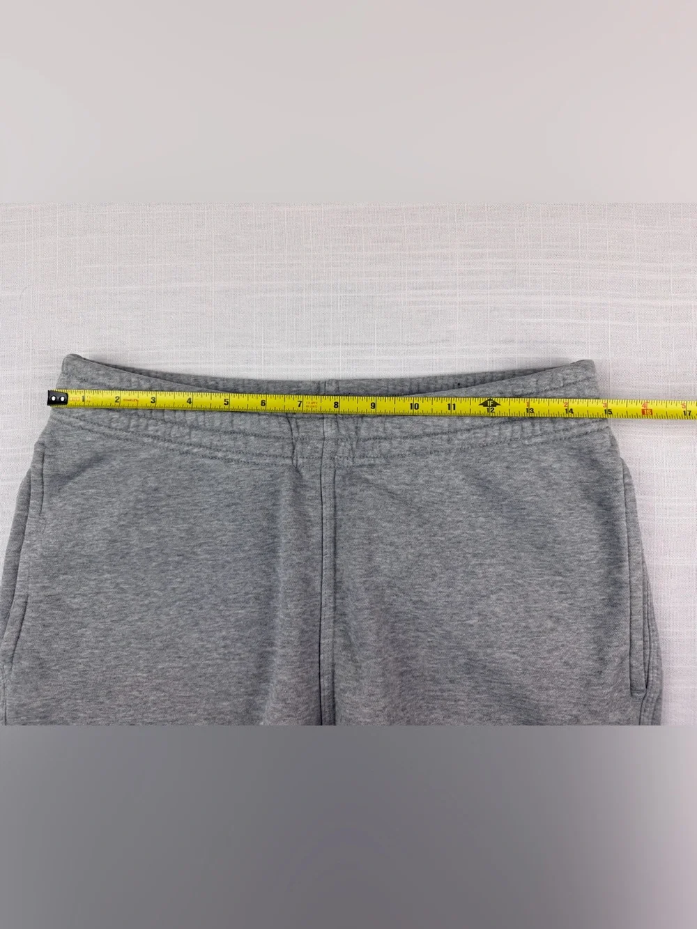 Nike Club Jogger Sweatpants Slim Tapered Sportswear Pant in Grey Men’s Size M